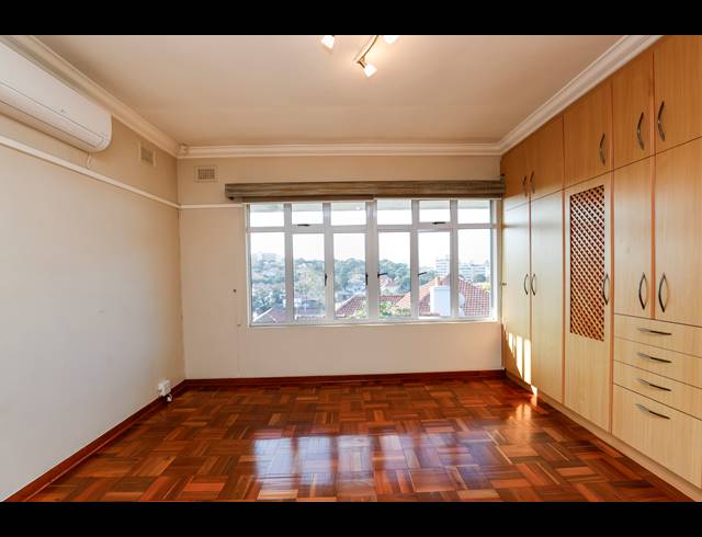 2 BEDROOM APARTMENT FOR SALE IN GLENWOOD